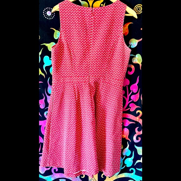 The Limited Size 10 Red Diamond Designed A-line Sleeveless Dress - Picture 2 of 2